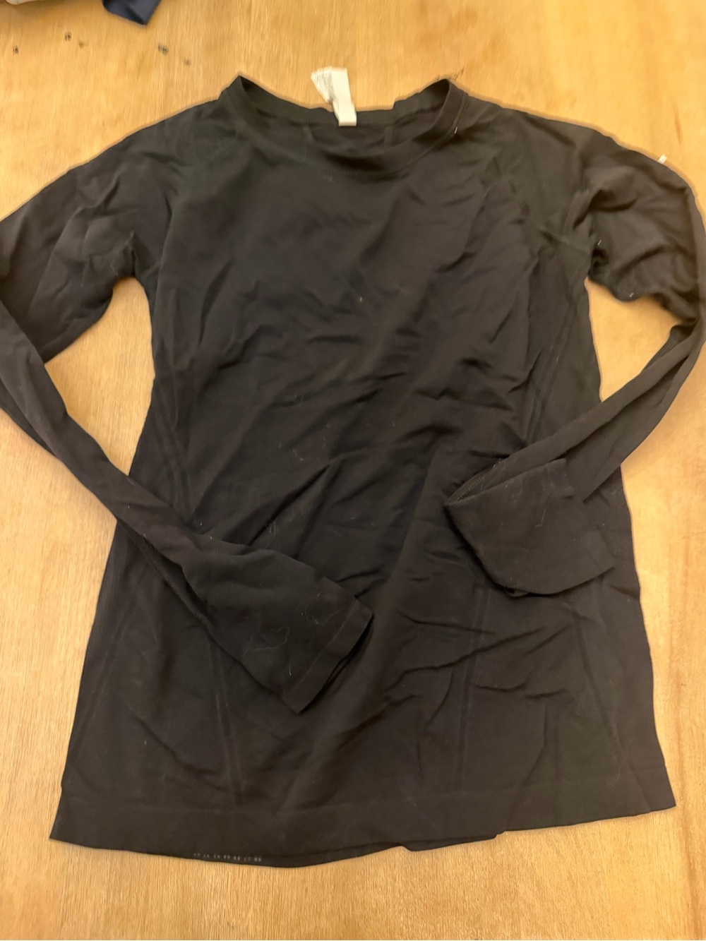 Athleta Black Long-Sleeve Crewneck Top